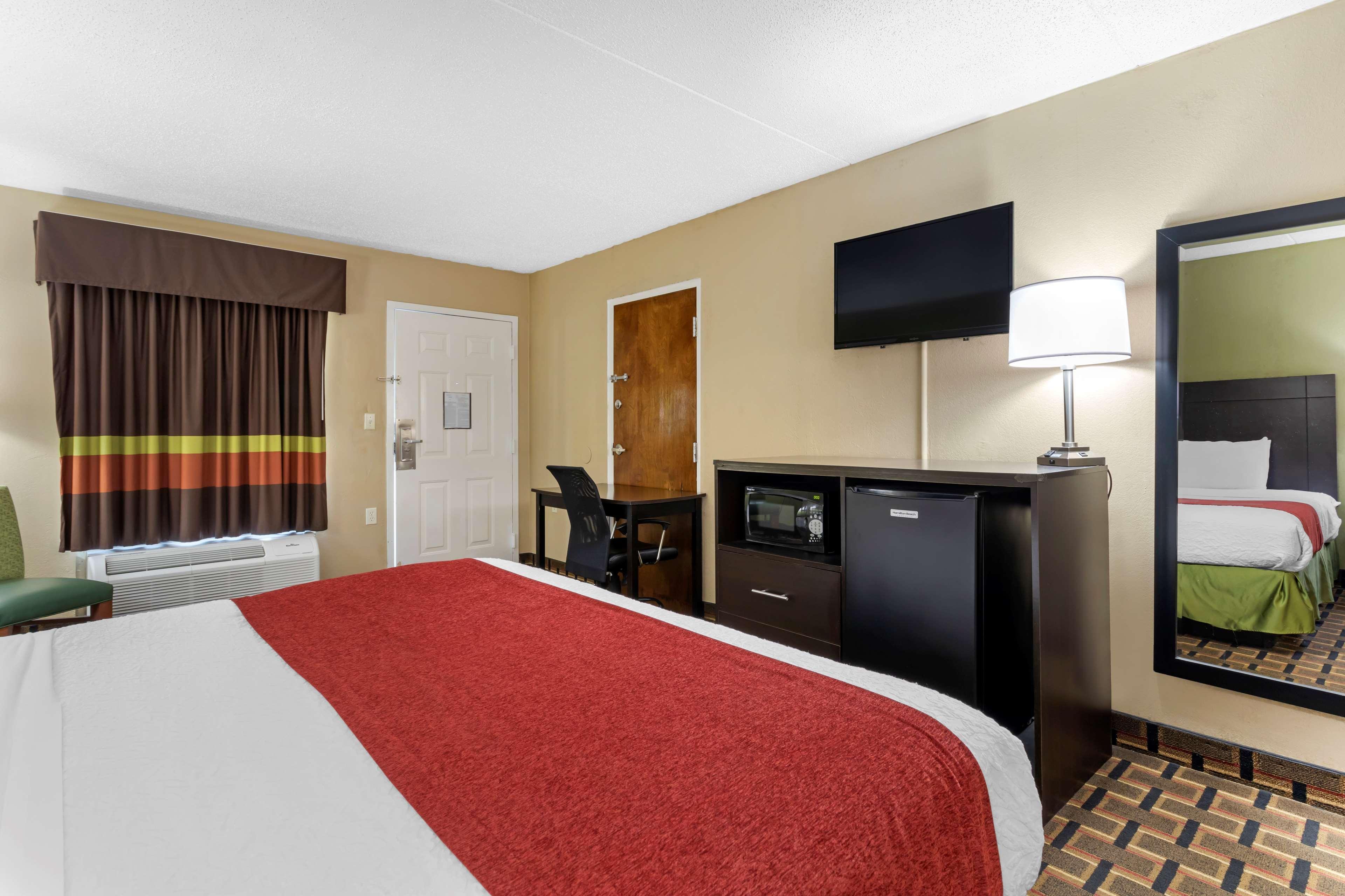 Surestay Hotel By Best Western Lenoir City Buitenkant foto