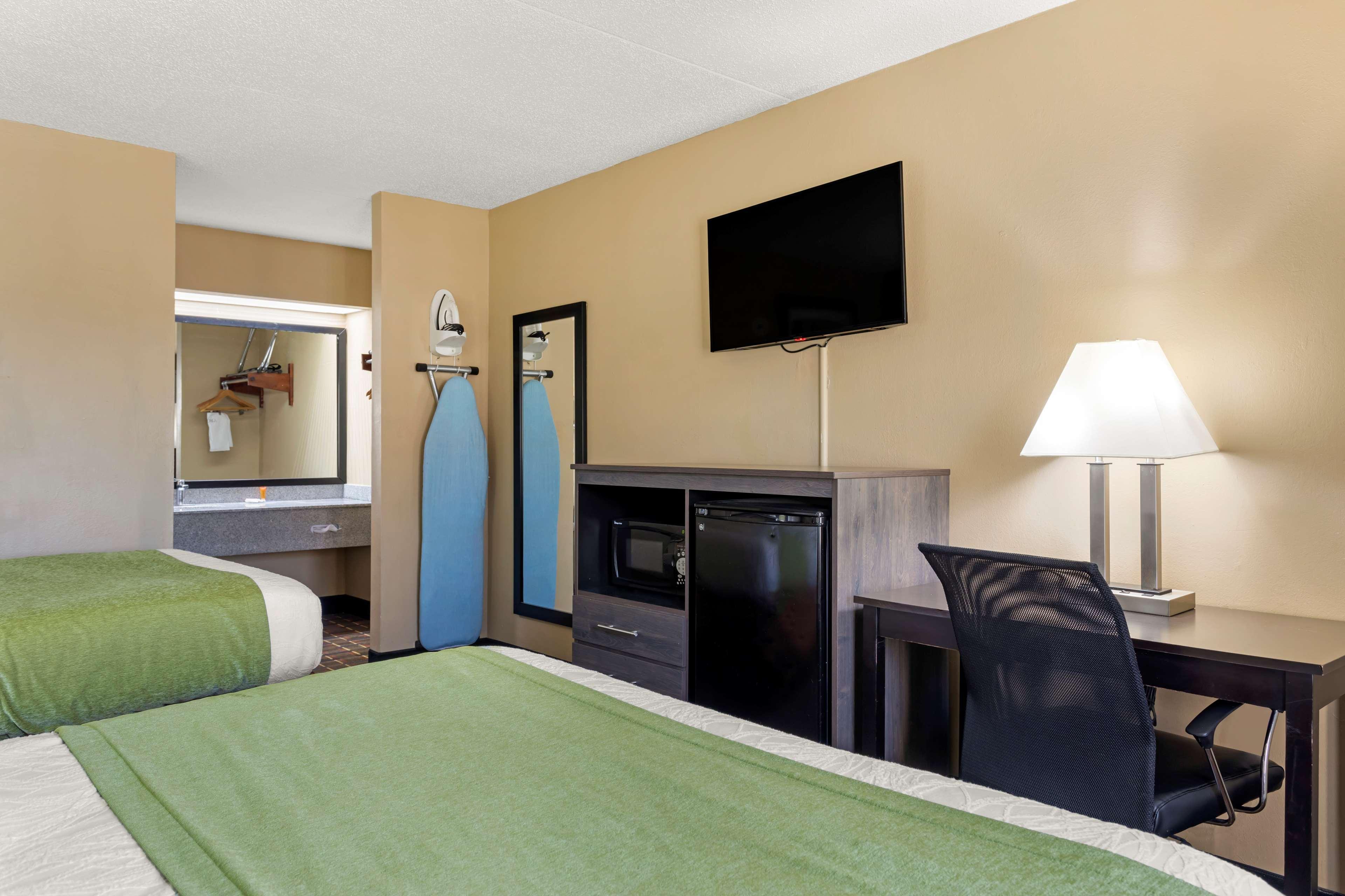 Surestay Hotel By Best Western Lenoir City Buitenkant foto