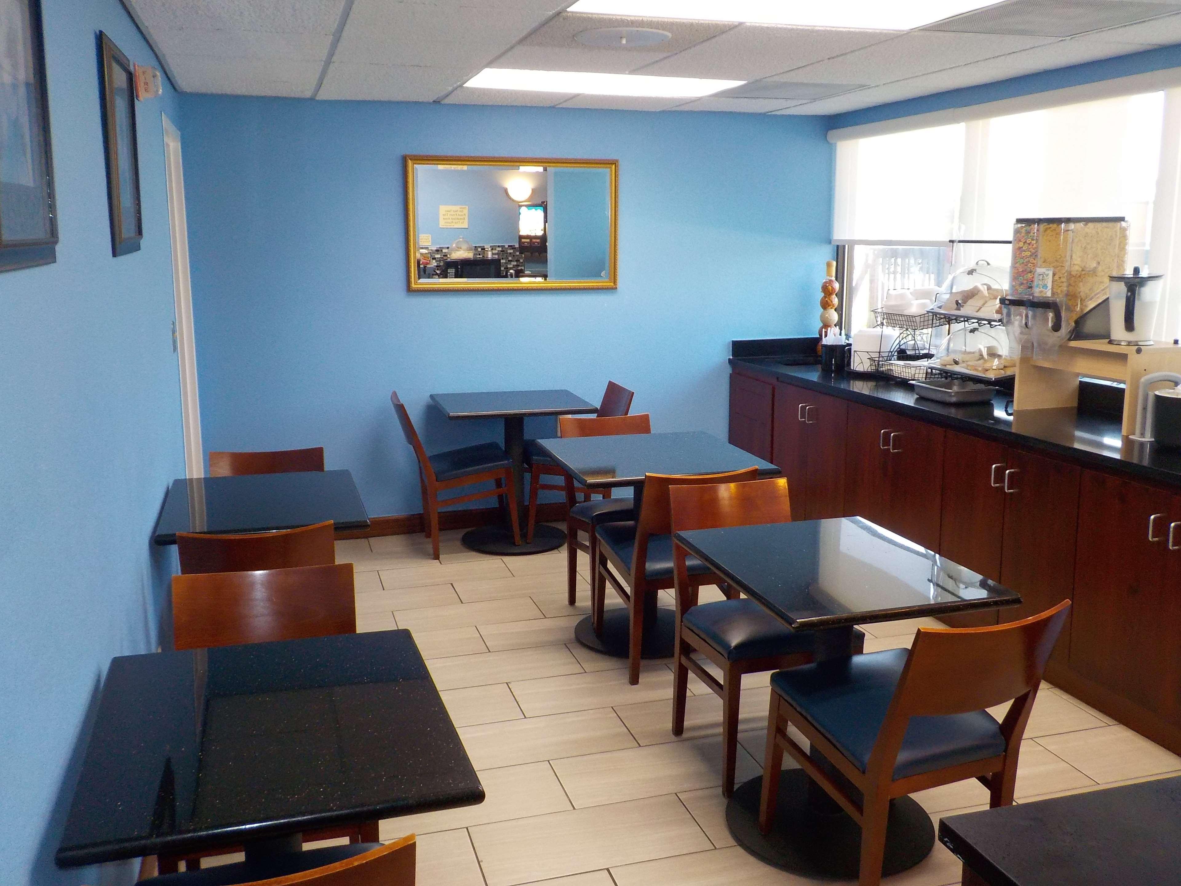 Surestay Hotel By Best Western Lenoir City Buitenkant foto