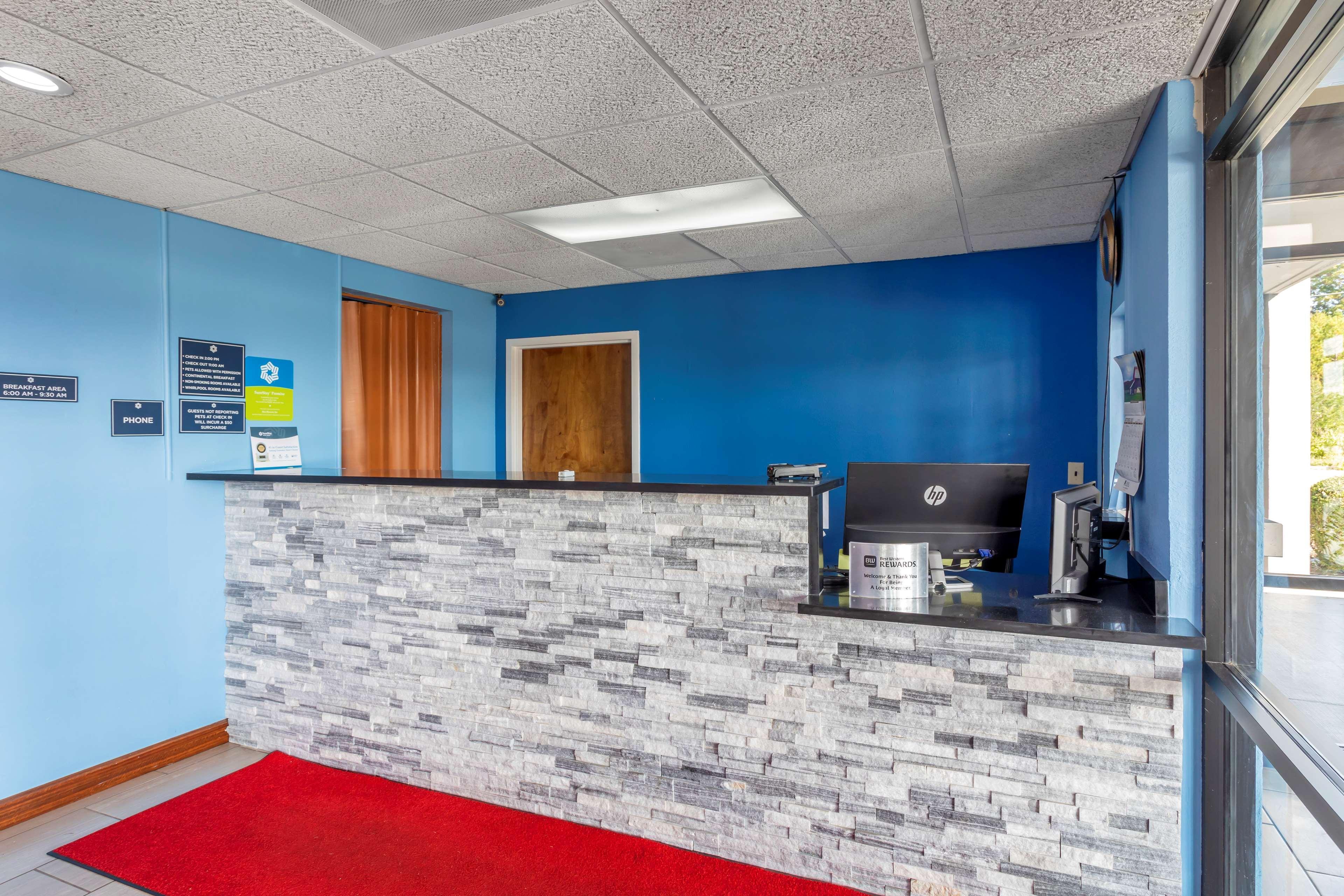 Surestay Hotel By Best Western Lenoir City Buitenkant foto